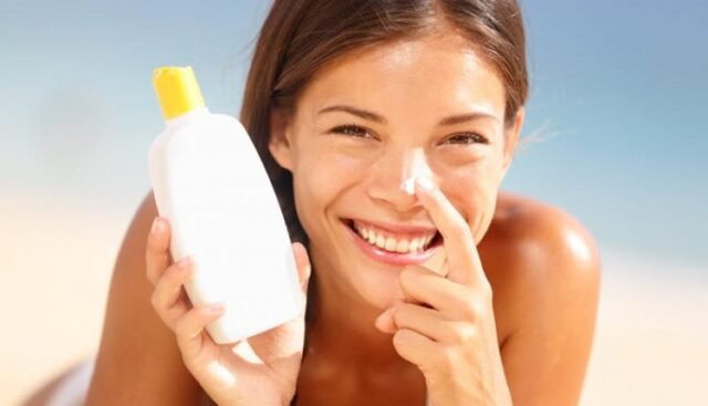How-To-Protect-Your-Skin-From-Sun-Damage-750x430